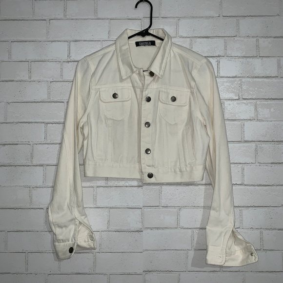 Forever 21 Jackets & Blazers - Forever 21 White Denim Jacket Size Small Forever 21 Jackets & Blazers - Forever 21 White Denim Jacket Size Small